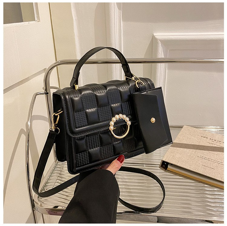 A. Cartera AYF-139 2.0
