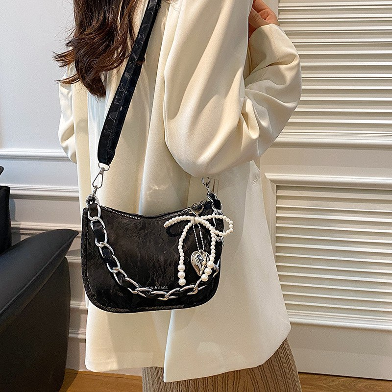 A. Cartera AYF 114 2.0