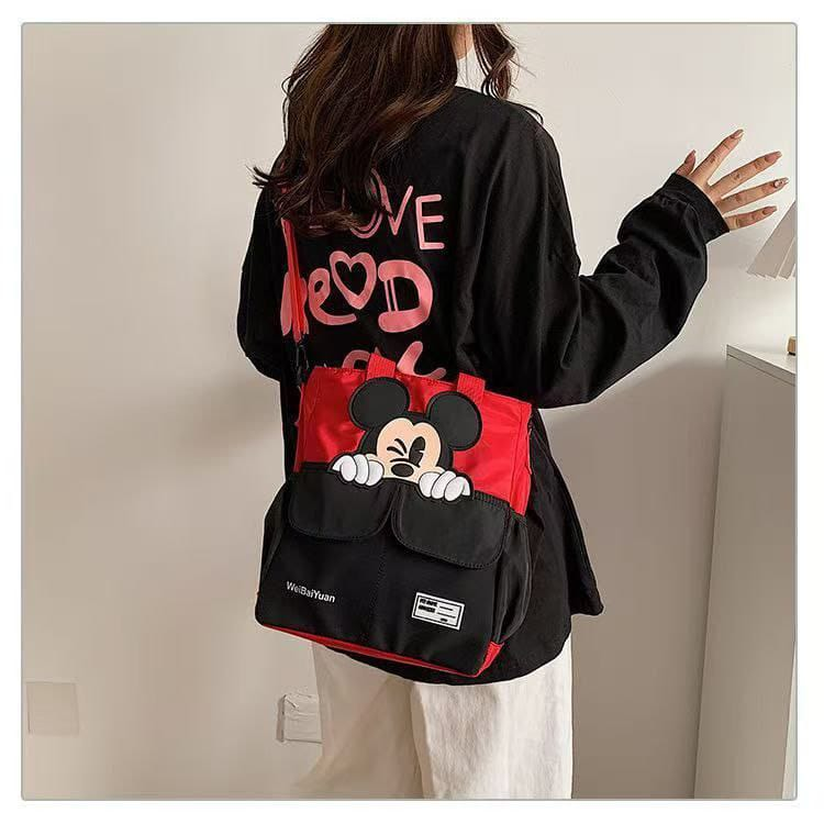 A. Cartera/Bolso Bicolor (Rojo/Negro) con Kuromi & Mickey 🎒⚡ 3.0