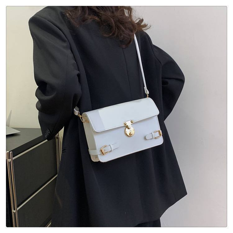 A. Cartera pequena 14.0