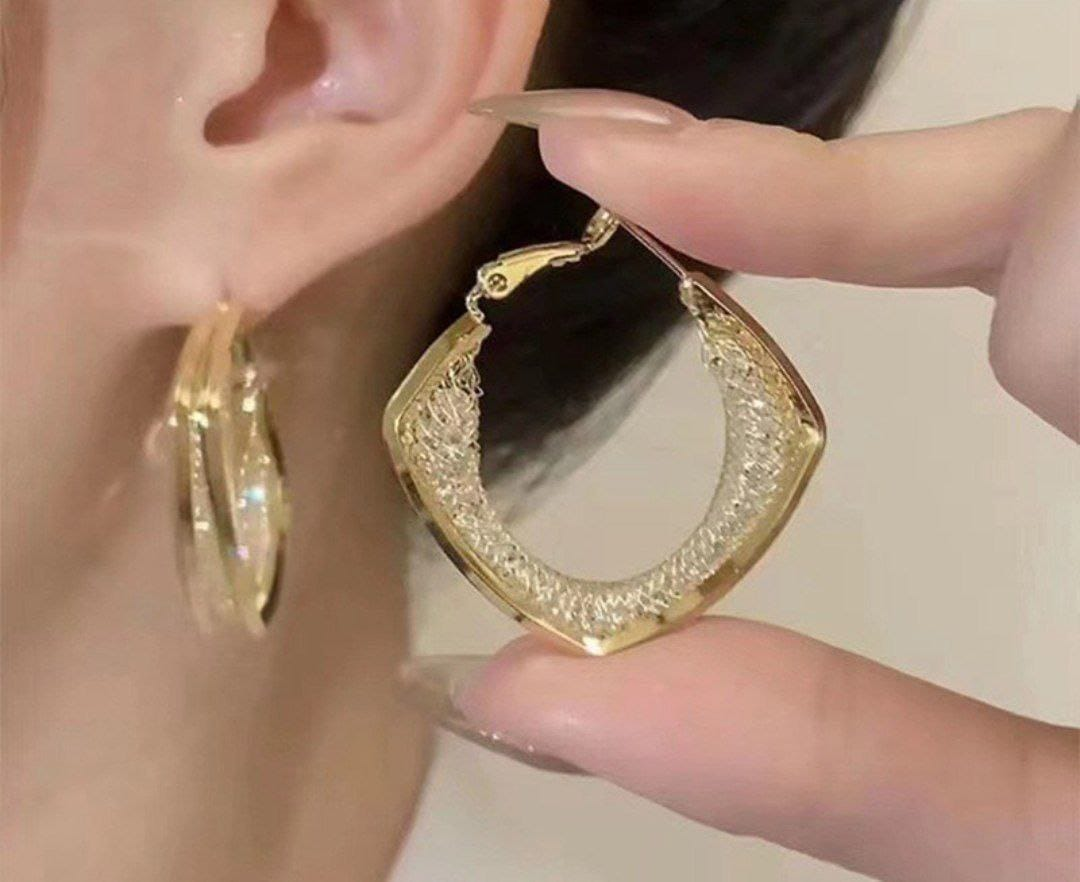 ARETES COREANOS GOLDFIED B2