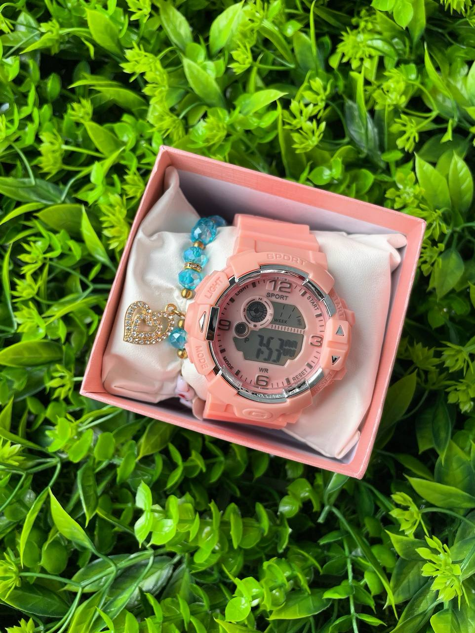 RELOJ CON PULSERA 1.0