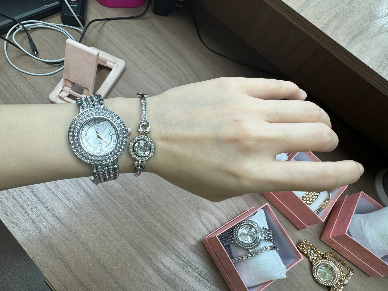 Reloj 2 piezas + caja regalo" 14.0 MUJER