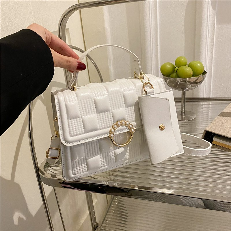 A. Cartera  AYF-139  2.0