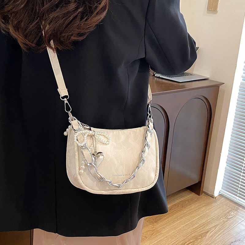 A. Cartera AYF 114 2.0