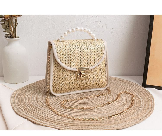 A. Cartera Tejida KR-9