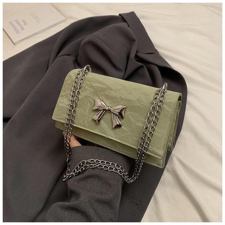 A. Cartera con Lazo 9822 2.0