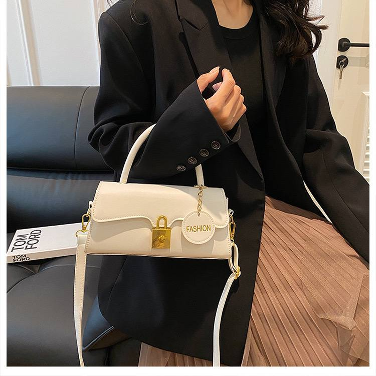A. Cartera elegante 14.0