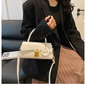 A. Cartera elegante 14.0