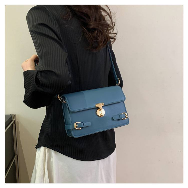 A. Cartera pequena 14.0