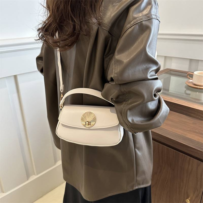 A. Cartera Pequeña 14.0