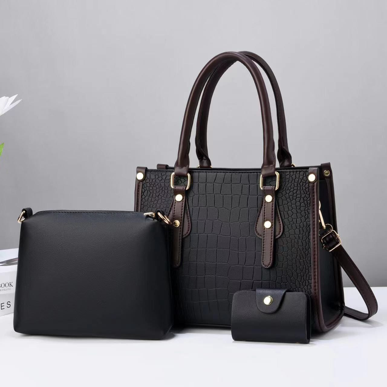 A. Cartera Alta Gama 3 Piezas 14.0