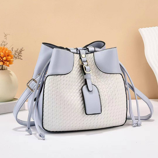 A. Cartera Pequeña Alta Gama 11.0
