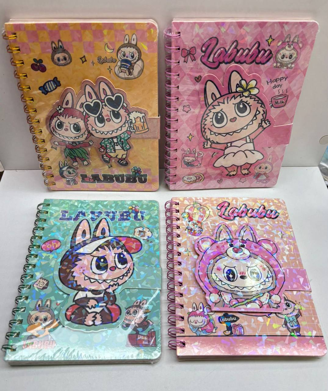 CUADERNO ANILLADO LABUBU 8.0  PAPELERIA