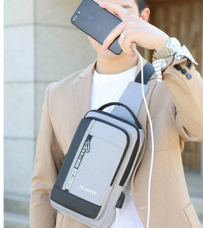 BOLSO CRUZADO CON CABLE USB PARA HOMBRE 1.0