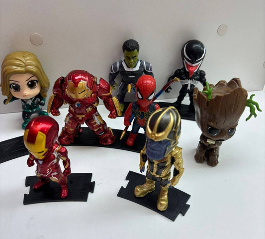 Set Coleccionable Marvel (8 Figuras con Base) 8.0