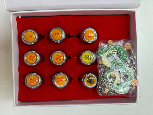 Set de Anillos y Cadena con Diseño de Dragón  8.0 COLECCIONABLES