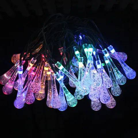 Guirnalda de 30 mts. luces LED con forma de gota de agua  13.0 NAVIDAD